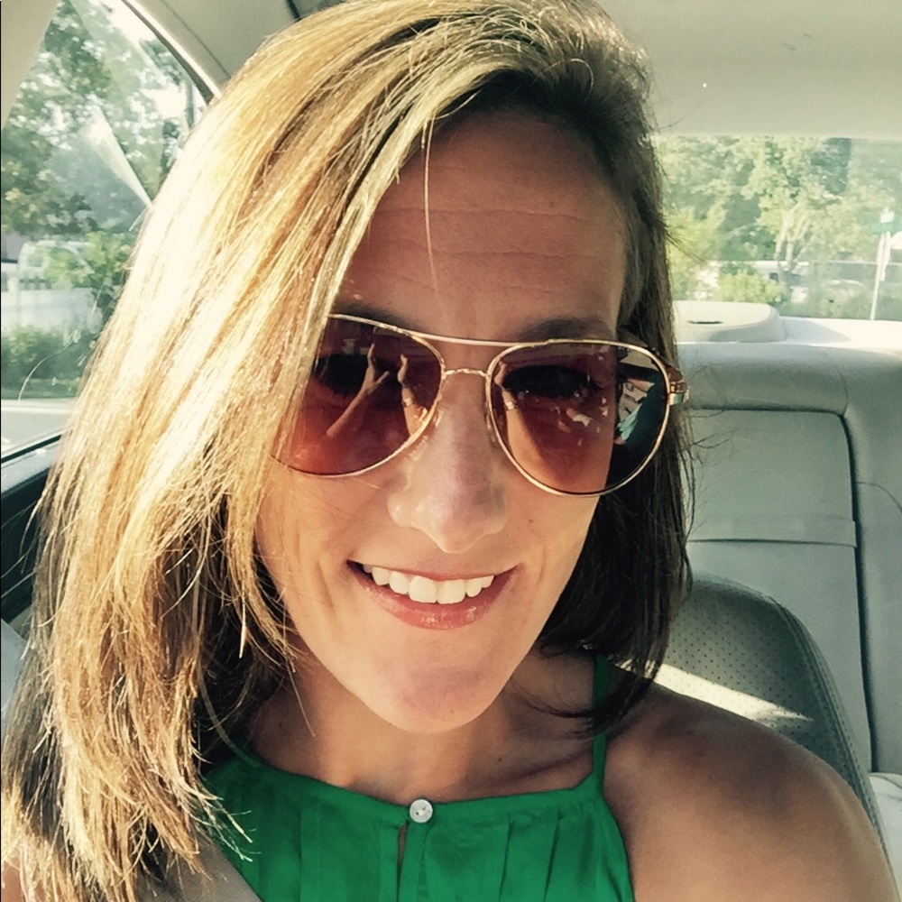 Meet your Posher, Addie